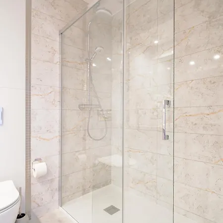 Normandia - Z Klimatyzacja Basen Silownia Parking Apartment